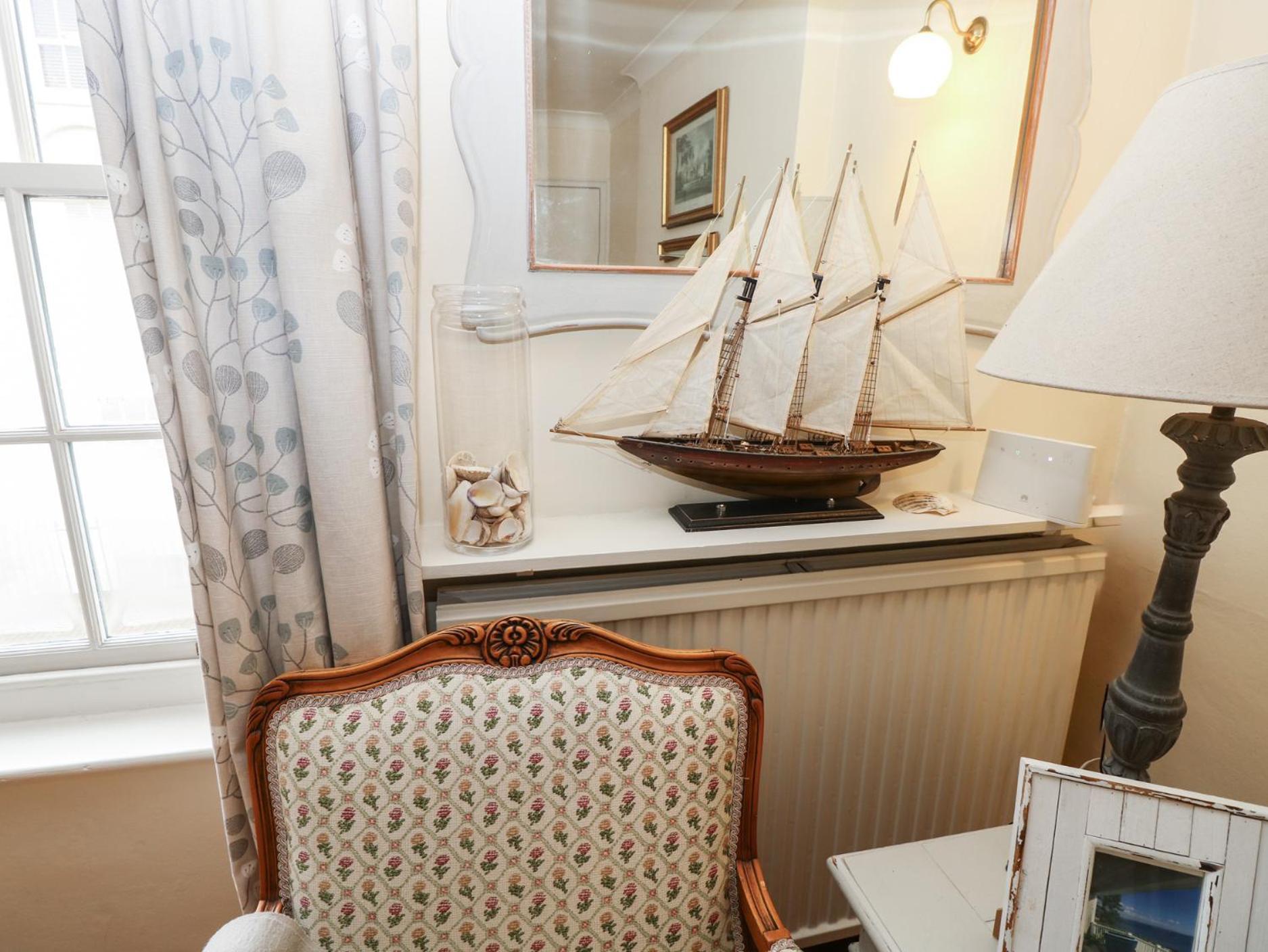 Captains Row Lymington Exterior photo